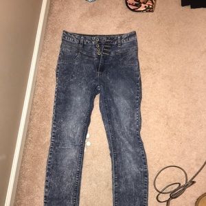 Acid wash jeans